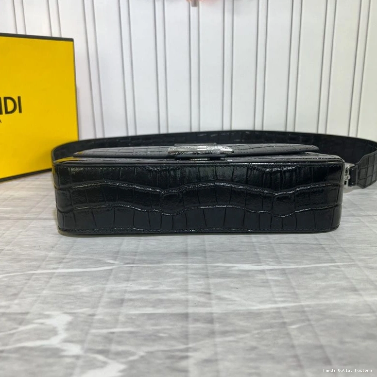 Vintage HOT Crocodile Baguette In Medium Fendi Tiffany Leather Black Bag 0818